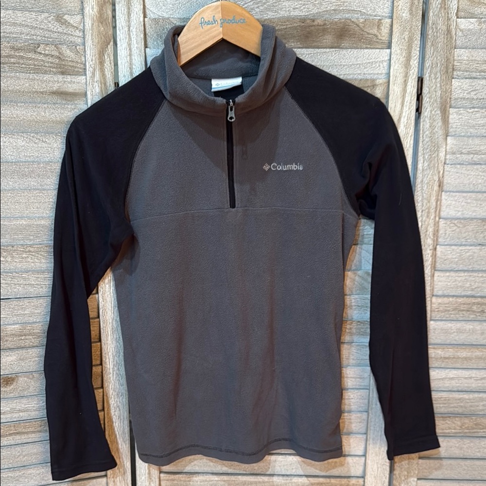 Columbia Black and Gray Kids Sweatshirt